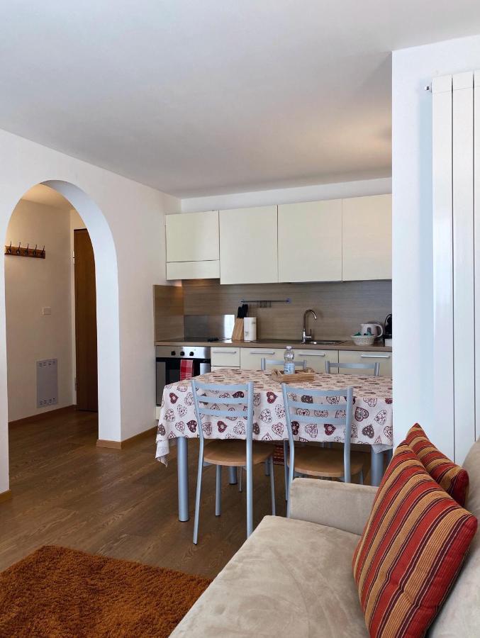 Bilocale Enjoy Appartement Temù Buitenkant foto